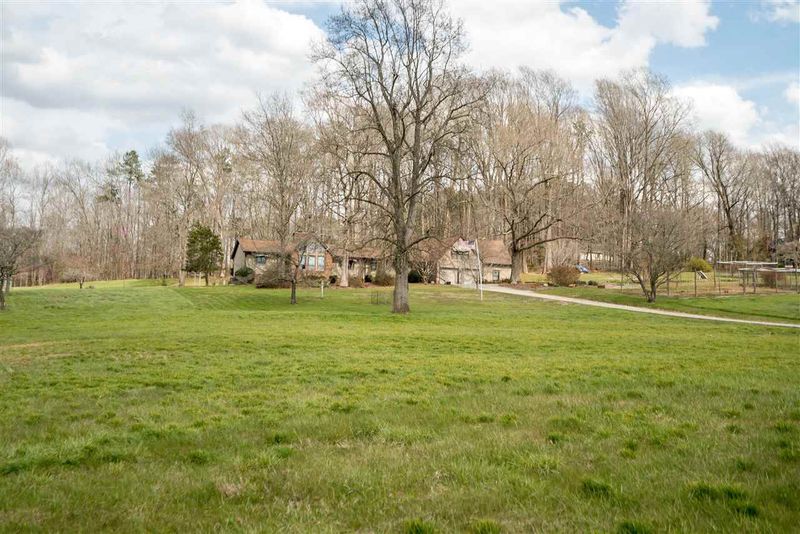 200 Pleasant Green Rd, Hillsborough, NC 27278