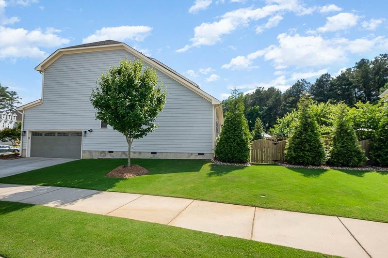 200 Pondside Dr, Apex, NC 27539