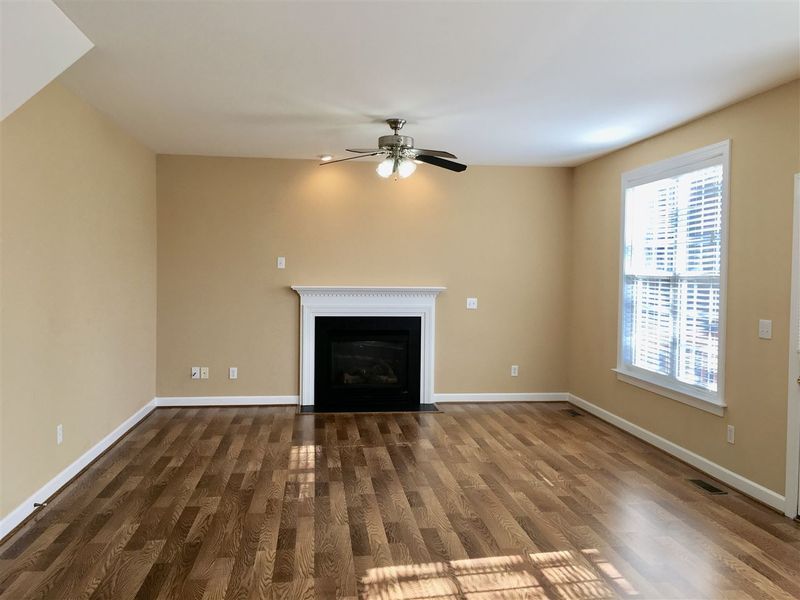 200 Powhatan Dr, Fuquay Varina, NC 27526