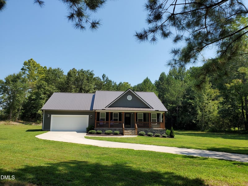 200 Raymond Tharrington Rd, Louisburg, NC 27549