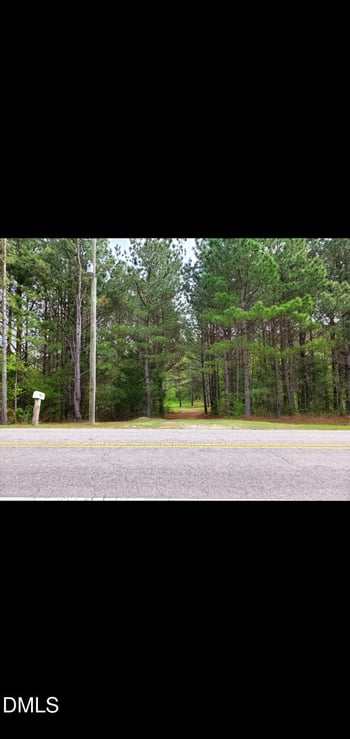 200 Raymond Tharrington Rd, Louisburg, NC 27549