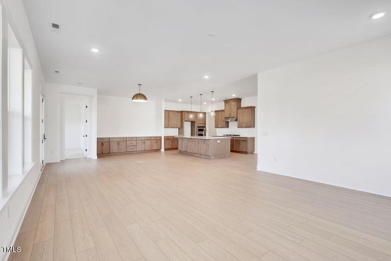 200 Regency Ridge Dr, Holly Springs, NC 27540