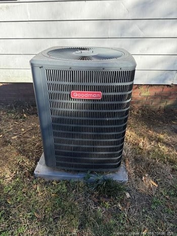 200 Roxie Ave, Fayetteville, NC 28304