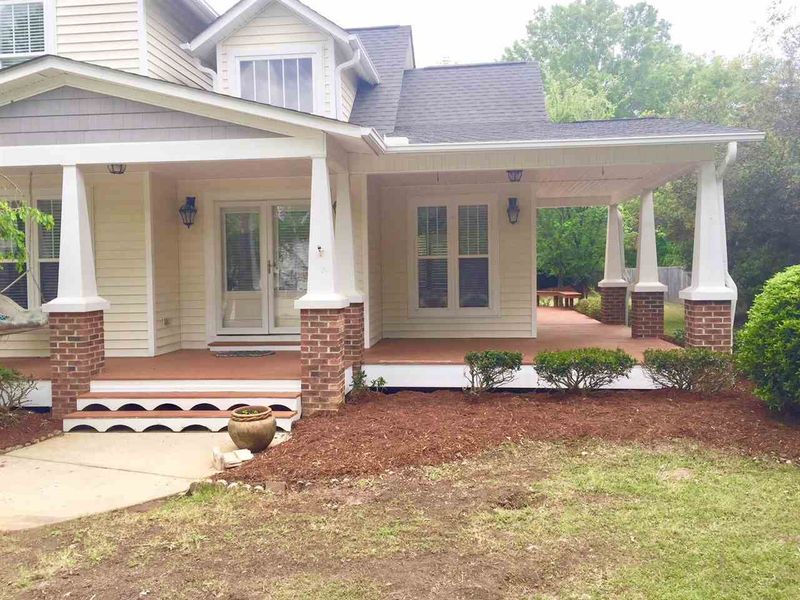 200 Ruth Cir, Fuquay Varina, NC 27526