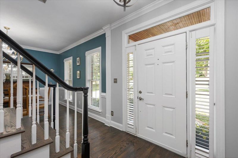 200 Silver Lining Ln, Cary, NC 27513