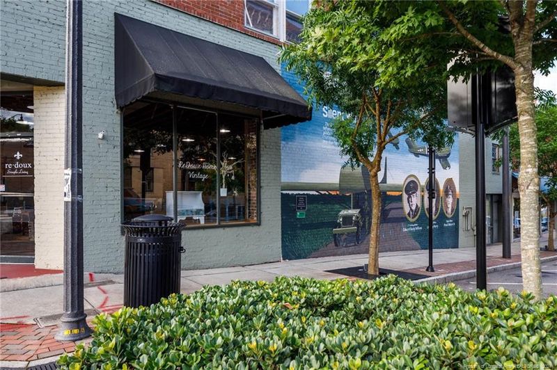 200 S Steele St, Sanford, NC 27330