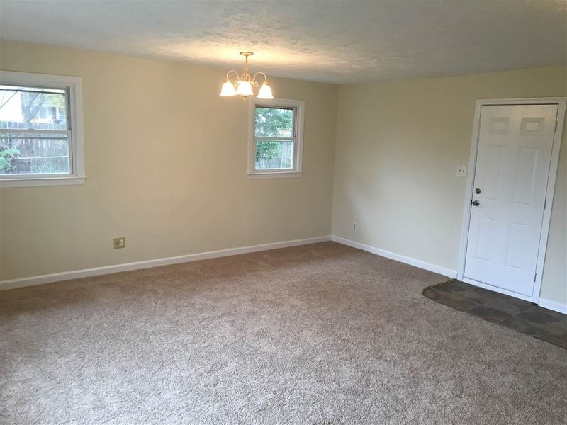 200 N Summit St, Coats, NC 27521