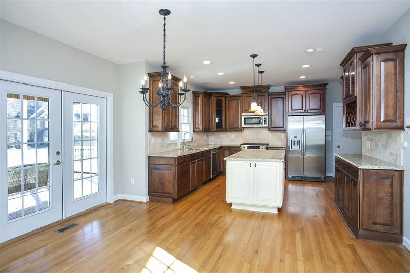 200 Tenbury Wells Dr, Cary, NC 27518