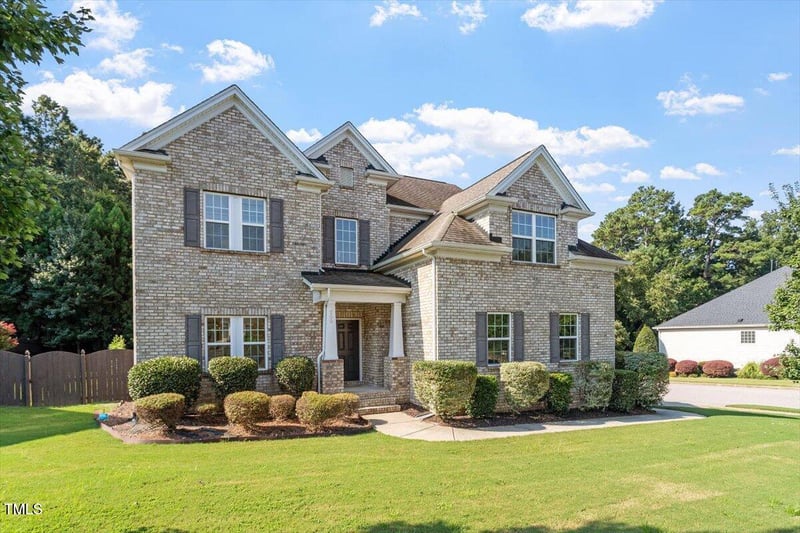 200 Vintage Hill Cir, Apex, NC 27539