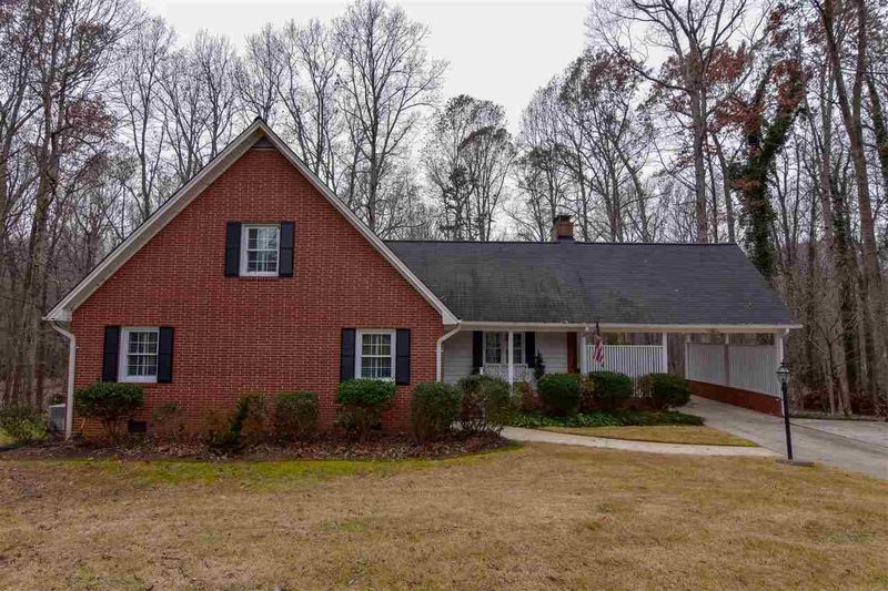 200 Westover Dr, Roxboro, NC 27573