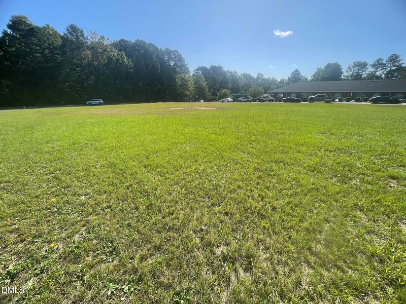 200 Winding Wood Dr, Clayton, NC 27520