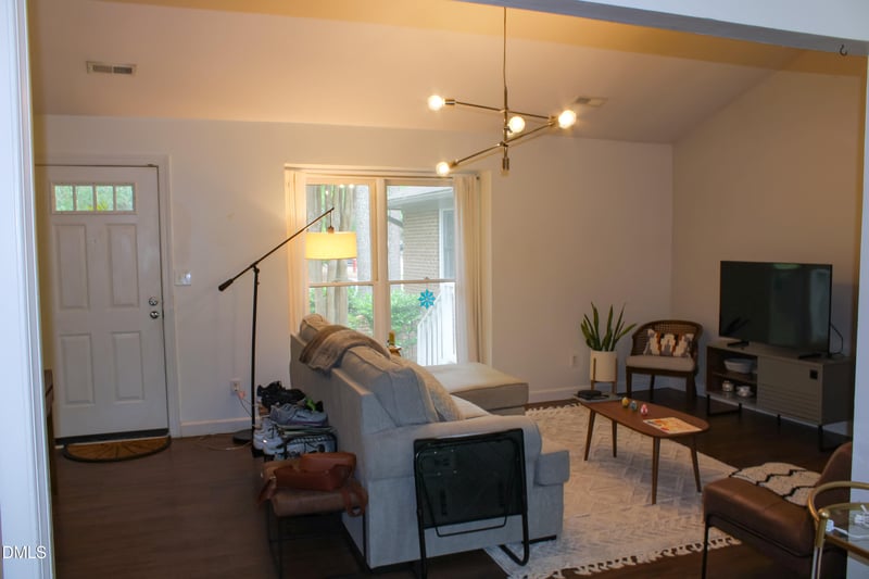 200 Woodcroft #52 B, Durham, NC 27713