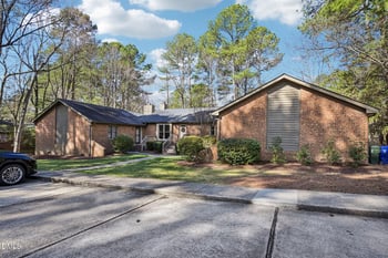 200 Woodcroft  #53b, Durham, NC 27713