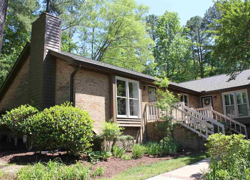 200 W Woodcroft Pw #40 A, Durham, NC 27713