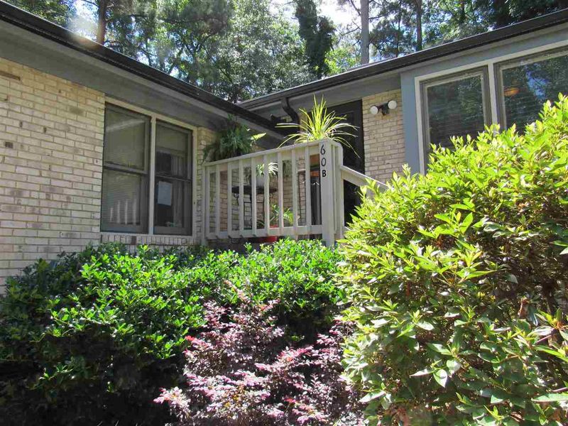 200 W Woodcroft Pw #60B, Durham, NC 27713