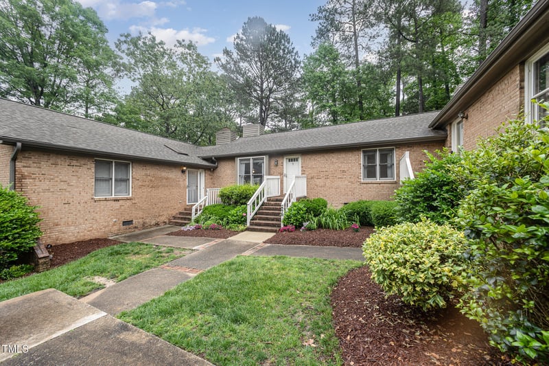 200 Woodcroft Pw, Durham, NC 27713