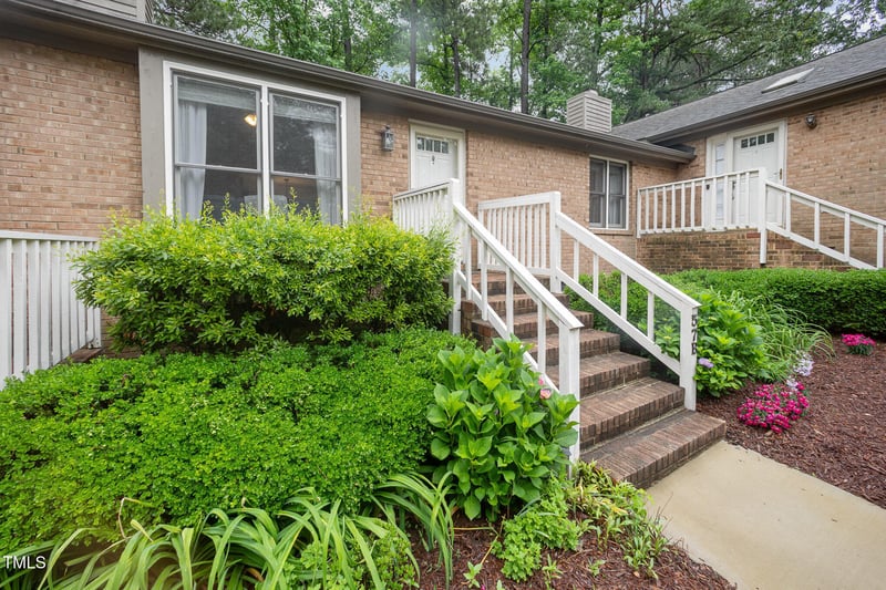 200 Woodcroft Pw, Durham, NC 27713