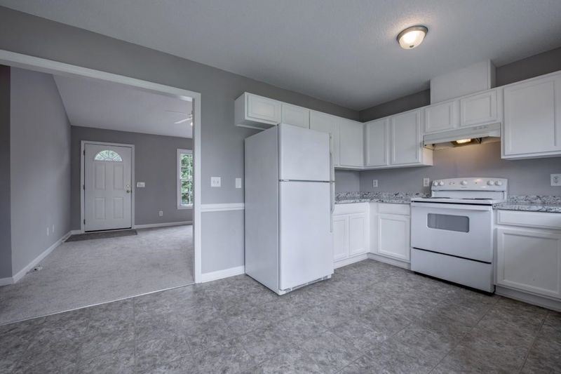 2000 Compacta Dr, Wendell, NC 27591