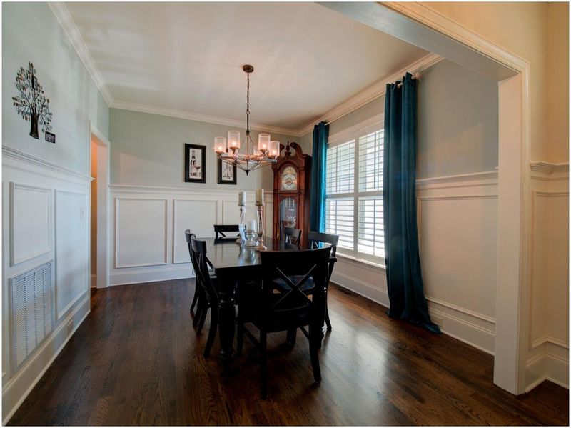 2000 Hat Trick Ln, Fuquay Varina, NC 27526