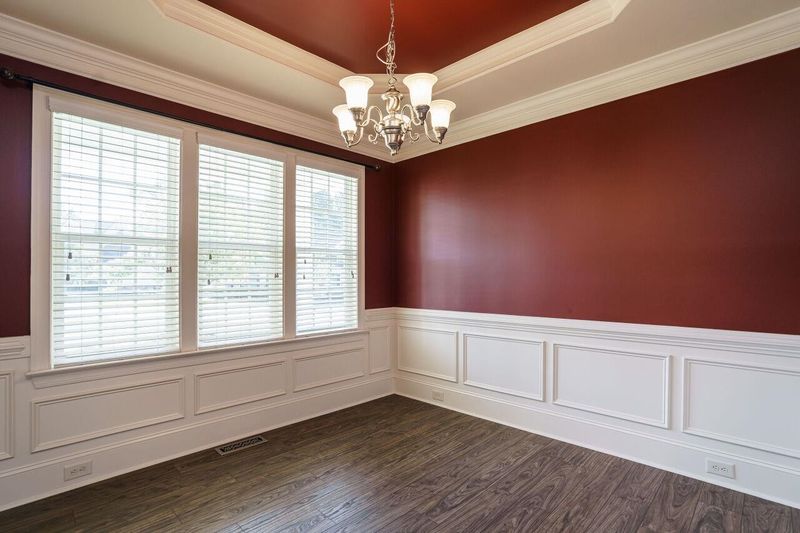 2000 Sageleaf Ct, Raleigh, NC 27603