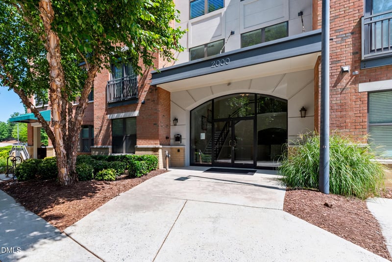 2000 Southpoint Landing Way #2208, Durham, NC 27707