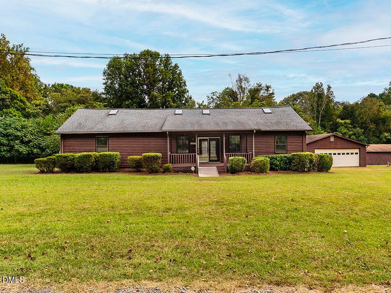 2000 Yale Dr, Graham, NC 27253