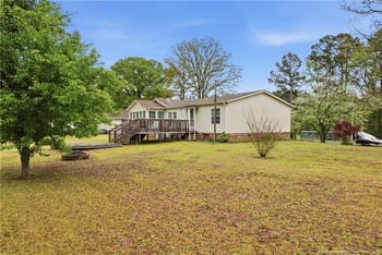 20001 Mcintosh Rd, Laurinburg, NC 28352