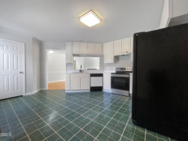 2001 Belford Dr, Sanford, NC 27330