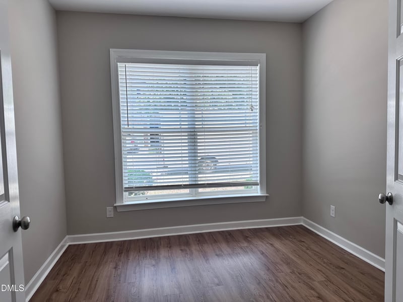 2001 Chancellor Pl, Raleigh, NC 27603