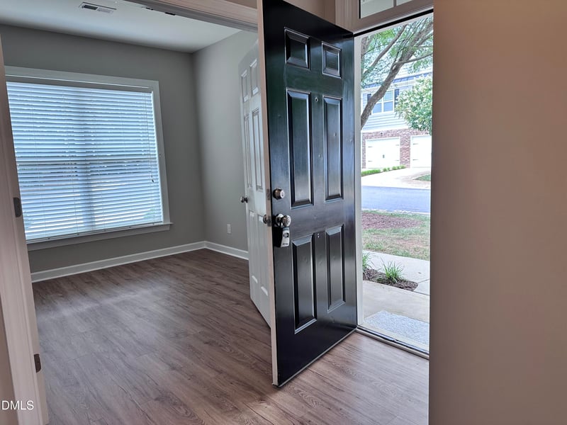 2001 Chancellor Pl, Raleigh, NC 27603
