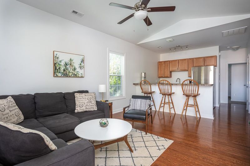 2001 Crystal Lake Rd, Durham, NC 27705