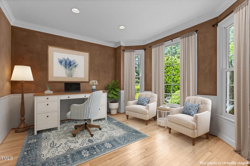 2001 Dobson Ct, Raleigh, NC 27612