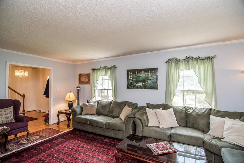 2001 Eagleton Cir, Raleigh, NC 27609