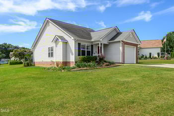 2001 Mckinnon Dr, Clayton, NC 27520