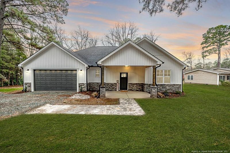 2001 Spring Ln, Sanford, NC 27330
