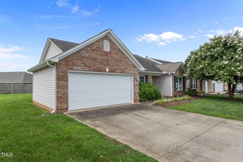 2002 Guinness Dr #5, Graham, NC 27253