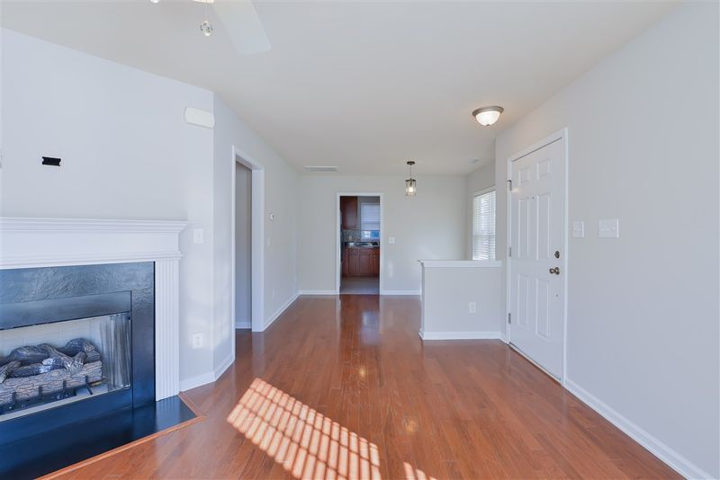 2002 Kedvale Ave, Raleigh, NC 27617
