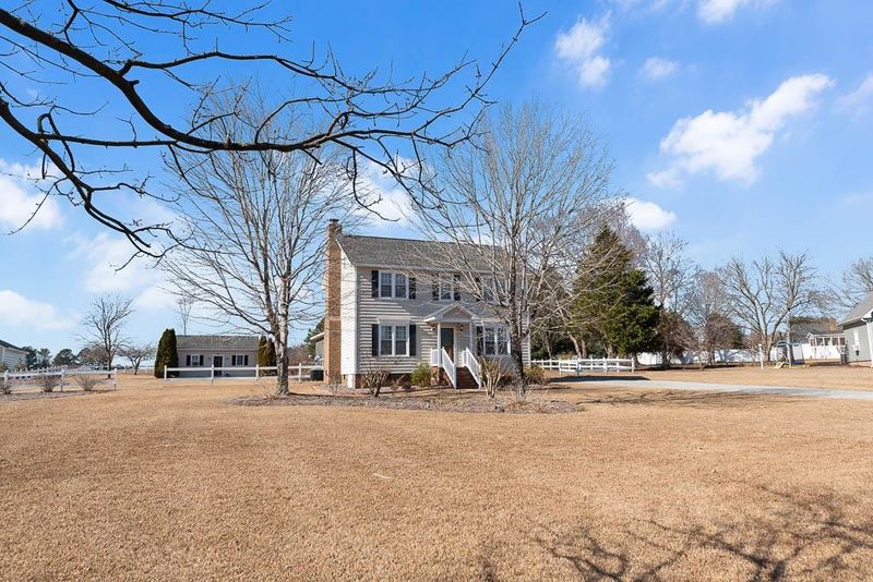 2002 Little Pond Pl, Willow Springs, NC 27592