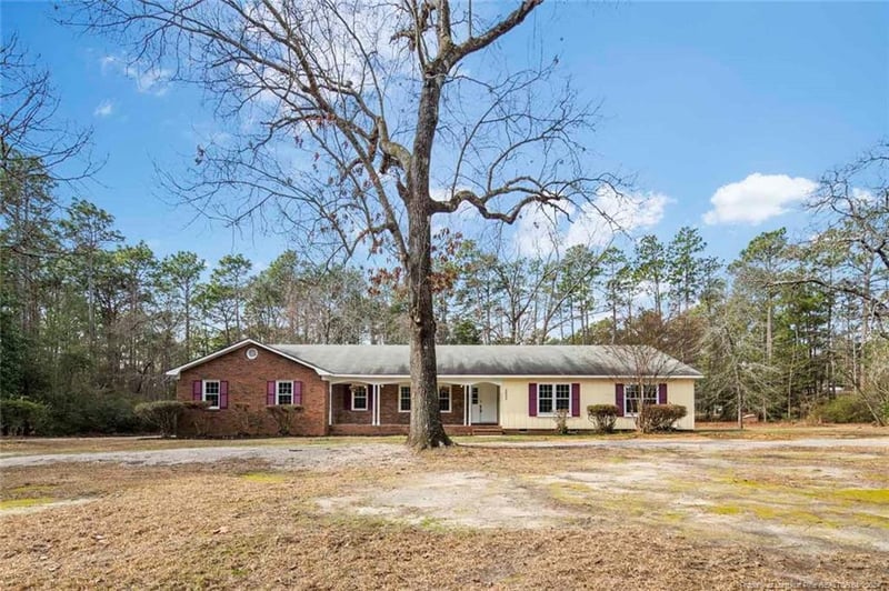 2002 Pinewood Ter, Fayetteville, NC 28304