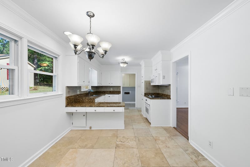 2002 N Shoreline Dr, Sanford, NC 27330
