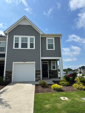 2002 Strickland Oak Way, Durham, NC 27703