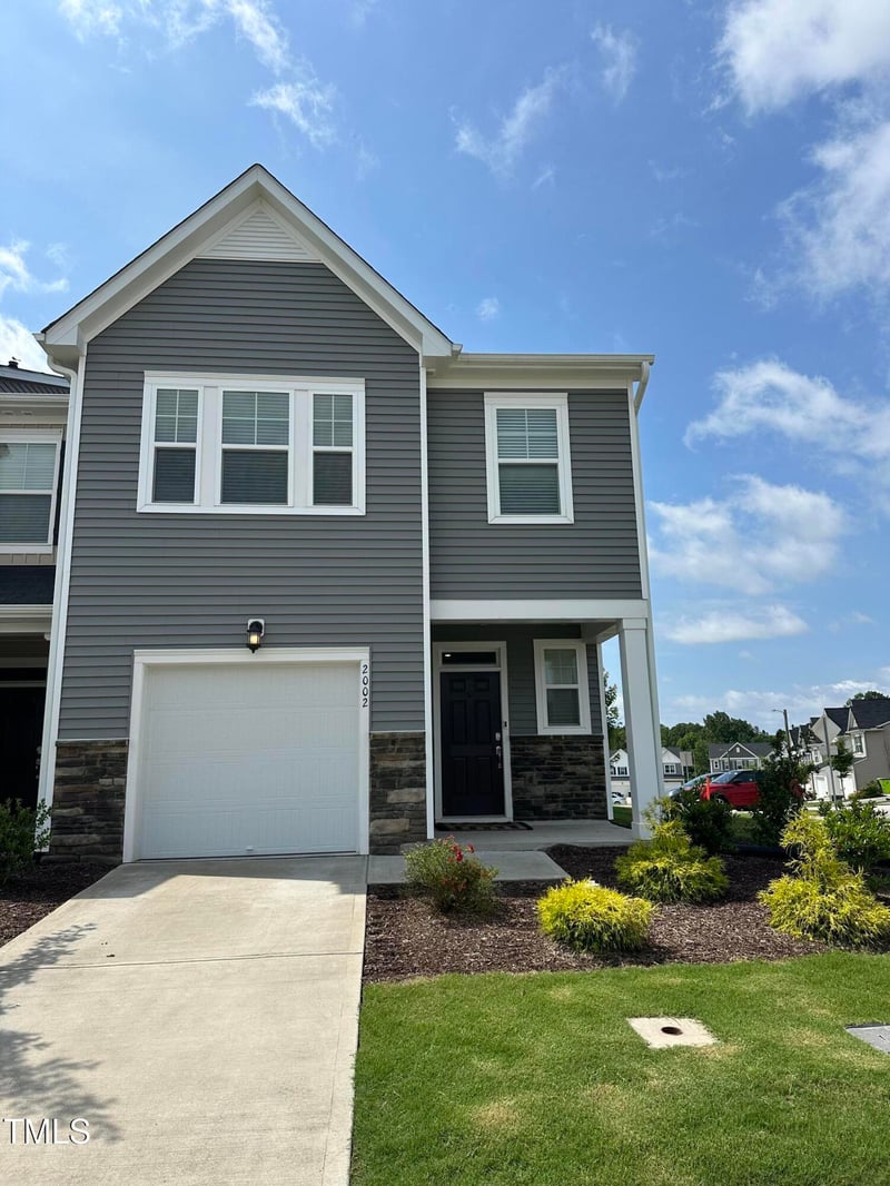 2002 Strickland Oak Way, Durham, NC 27703