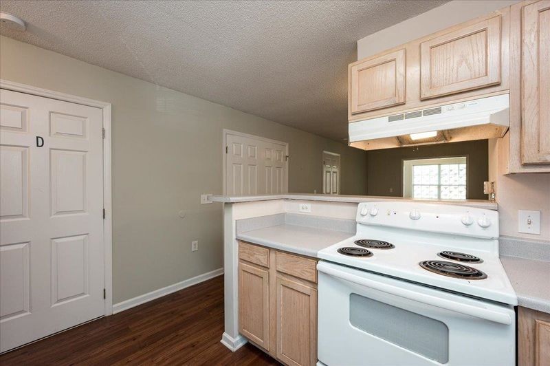 2002 Technology Woods Dr #101, Raleigh, NC 27603