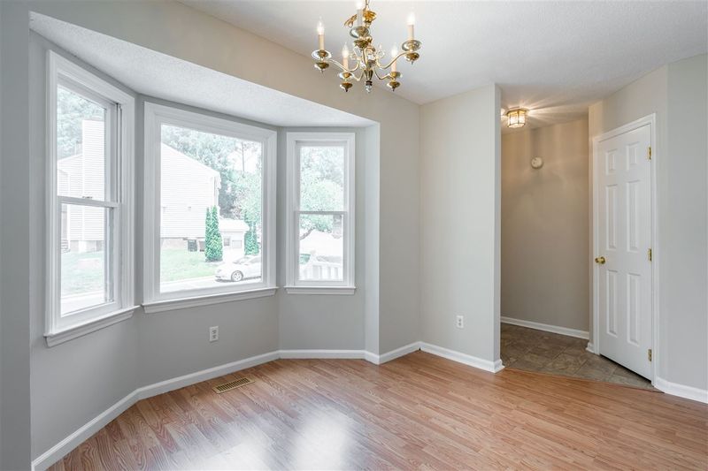 2002 Trexler Ct, Raleigh, NC 27606