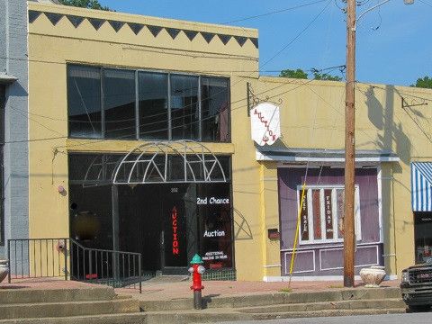 200202 E Nash St, Louisburg, NC 27549