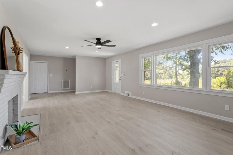 2003 Broadway Rd, Sanford, NC 27332