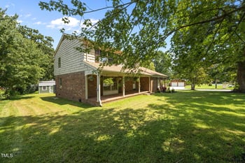 2003 Edgewood Ave, Burlington, NC 27215