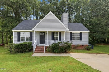 2003 Laurel Leaf Rd, Zebulon, NC 27597