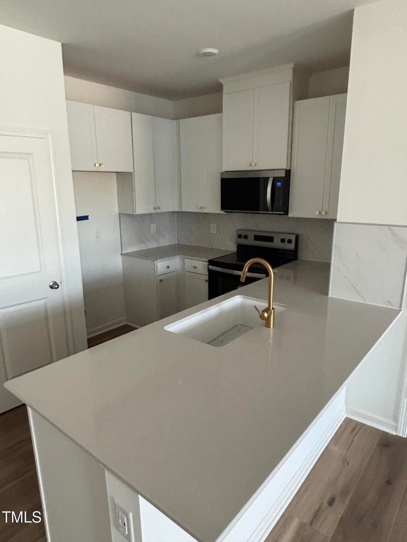 2003 Oakdale Dr, Durham, NC 27704