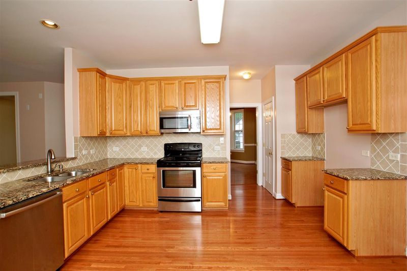 2003 Sassacus Ln, Apex, NC 27523
